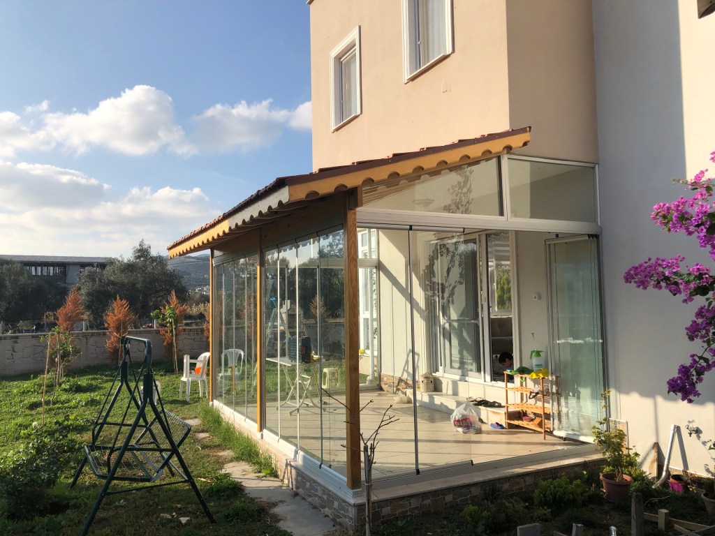 İzmir Cam Balkon Teras Kapatma